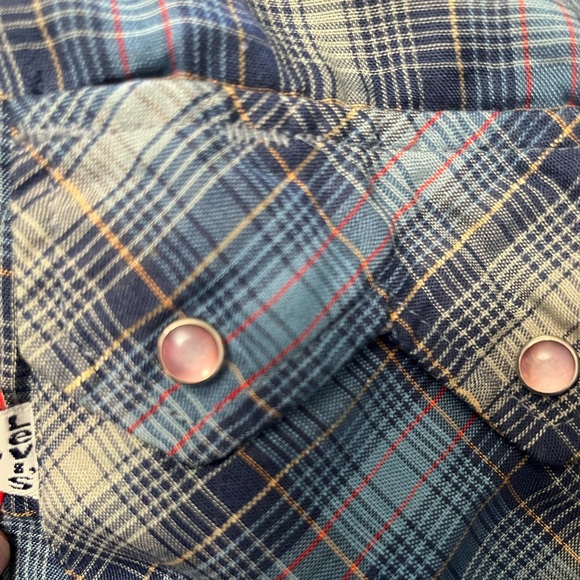 **SALE **Vintage Levi’s White Tab Western Pearl Snap Button Shirt Tapered Fit - Picture 10 of 10